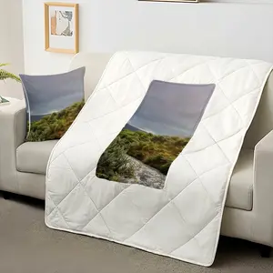 A Wintery Kildonan Burn Pillow Quilt