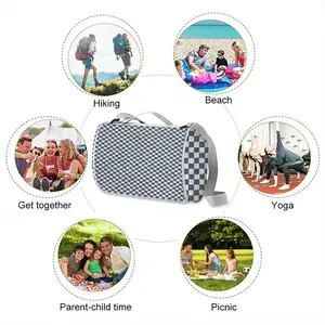 Black-And-White Picnic Mat (Square)