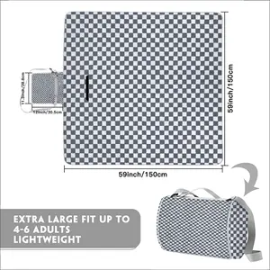 Black-And-White Picnic Mat (Square)