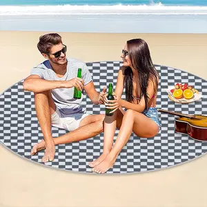 Black-And-White Picnic Mat (Round)