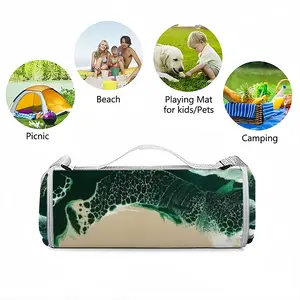 Green Waves Picnic Mat (Round)