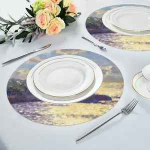 Bay Chekhov Linen Placemat (Round)