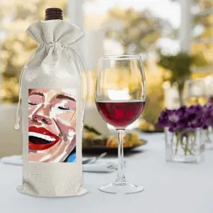 Ginger Woman Smiling Wine Bags (Linen)