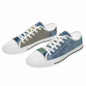 Men Into The Moon Retro Canvas Shoes