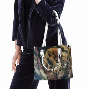 Byzantine Dissolve Shoulder Strap Handbag