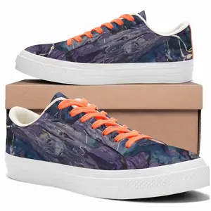 Men Hurricane Low Top Canvas Shoes