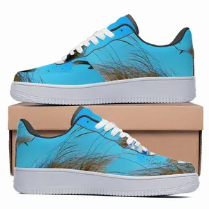 Men Kitty Hawk Low Top Shoes