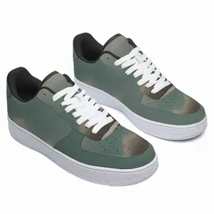 Men The Wave Low Top Shoes