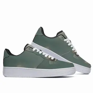 Men The Wave Low Top Shoes