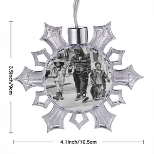 Black Fathers Matter Christmas Pendant (Transparent Snowflake)