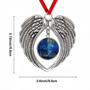 Diva Who Safe Dreams Christmas Wings Pendant