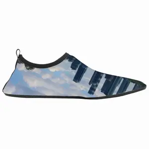 Men Sword In The Cloud Diving Beach Shoes