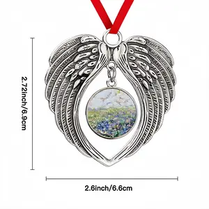 Night Dreaming Christmas Wings Pendant