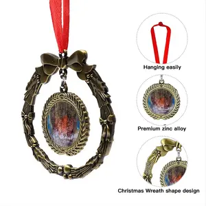 Stonecrown Christmas Wreaths Pendant