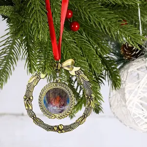 Stonecrown Christmas Wreaths Pendant