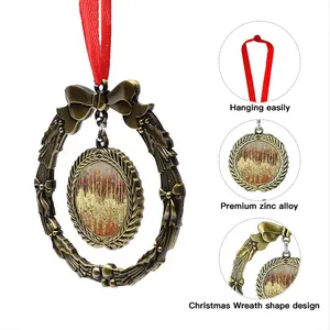 Yellowcake Christmas Wreaths Pendant