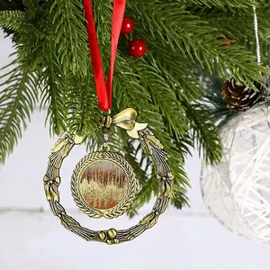 Yellowcake Christmas Wreaths Pendant