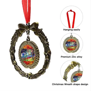 73 Christmas Wreaths Pendant