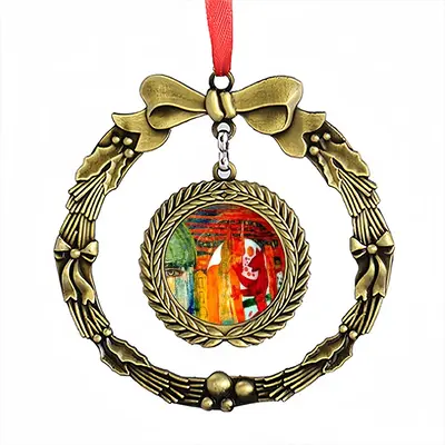 73 Fragment S Christmas Wreaths Pendant