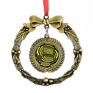 Abunai (Warning) Christmas Wreaths Pendant