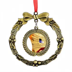 Scar Tissue Christmas Wreaths Pendant