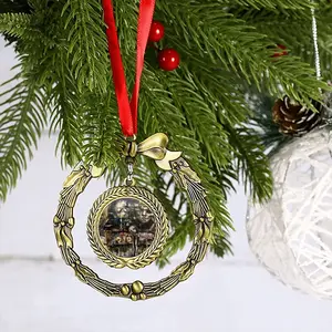 Family Joy Christmas Wreaths Pendant