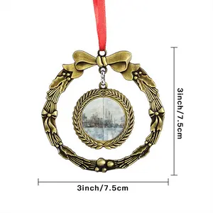 Chilly Morning Christmas Wreaths Pendant