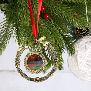 Beaches Of Light And Dark Christmas Wreaths Pendant