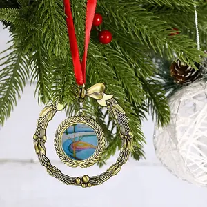 Distracted Christmas Wreaths Pendant