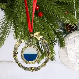 Untitled R Christmas Wreaths Pendant