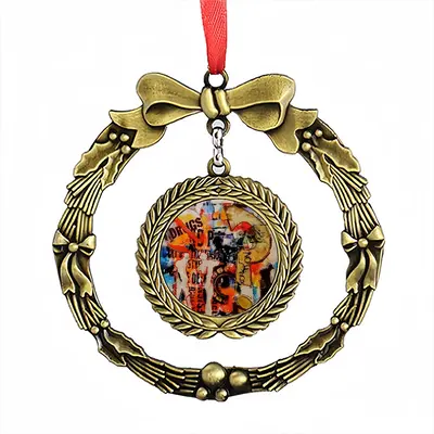 Dealer Christmas Wreaths Pendant