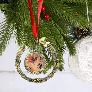 Bumblebees Christmas Wreaths Pendant