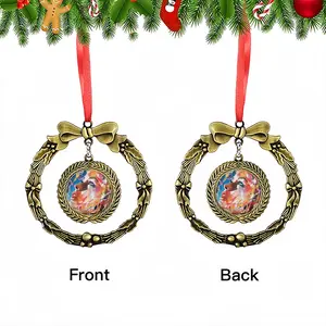 Fascination Christmas Wreaths Pendant