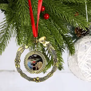 Loan Shark Christmas Wreaths Pendant