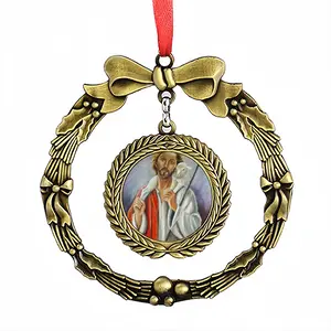 Lord Of Lords Christmas Wreaths Pendant