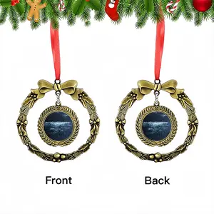 Silent Sea Christmas Wreaths Pendant