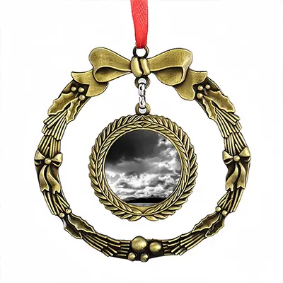 Snowy Ben Hope Christmas Wreaths Pendant