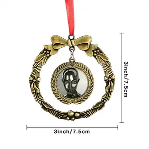 Alina Alien Christmas Wreaths Pendant