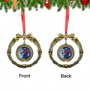 Mystic Royalty Christmas Wreaths Pendant