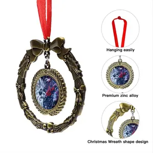 Mystic Royalty Christmas Wreaths Pendant