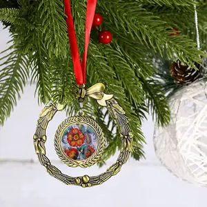 Grace Christmas Wreaths Pendant