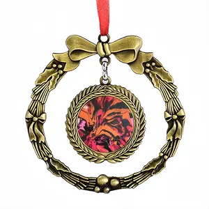 Tiger Tail Christmas Wreaths Pendant