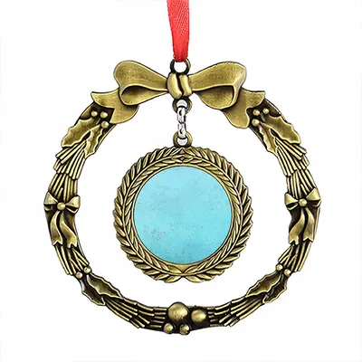 Silent Explorer Christmas Wreaths Pendant