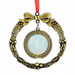 Blue Crush Christmas Wreaths Pendant