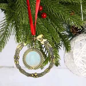 Blue Crush Christmas Wreaths Pendant