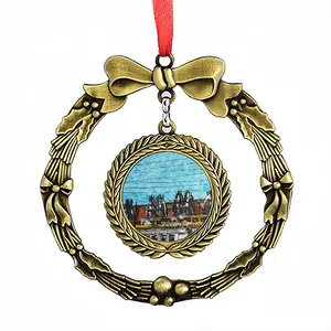 Chp 14 Christmas Wreaths Pendant