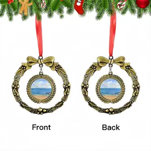 At The Beach Christmas Wreaths Pendant