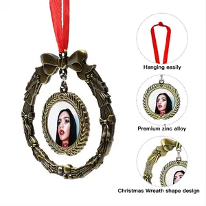 Inner Voice Christmas Wreaths Pendant