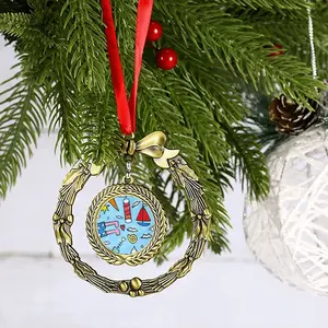 Seaside Christmas Wreaths Pendant