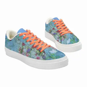 Men Free To Flutter Low Top Canvas Shoes